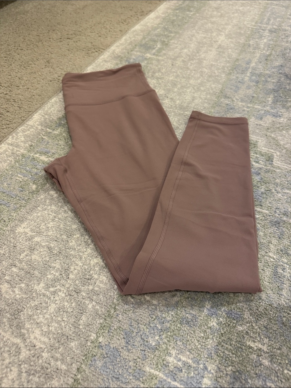 Athleta Mauve Active Leggings MT